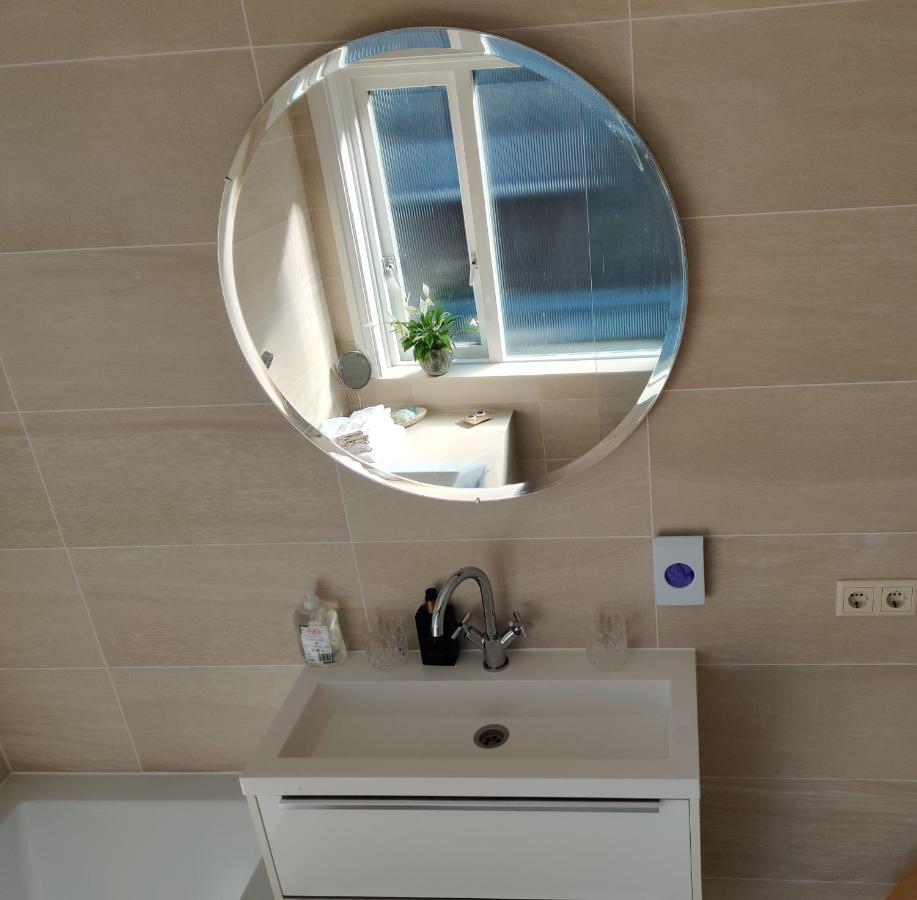 Ensuite Middelburg Buitenkant foto