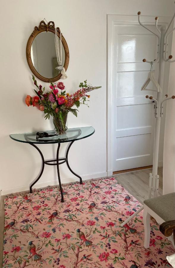 Ensuite Middelburg Buitenkant foto